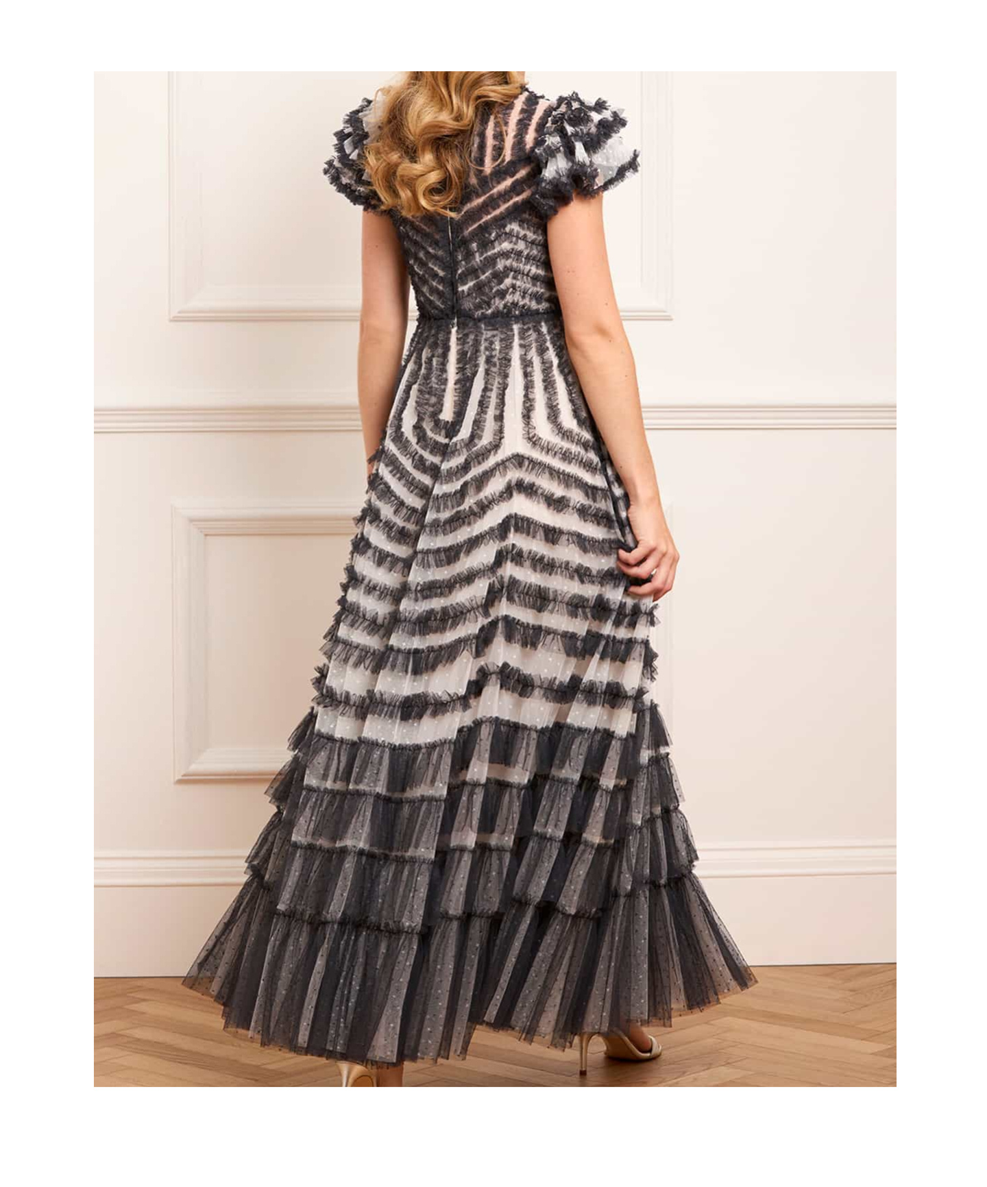 Needle & Thread La Vie En Rose Round Neck Short Sleeve Gown In Black