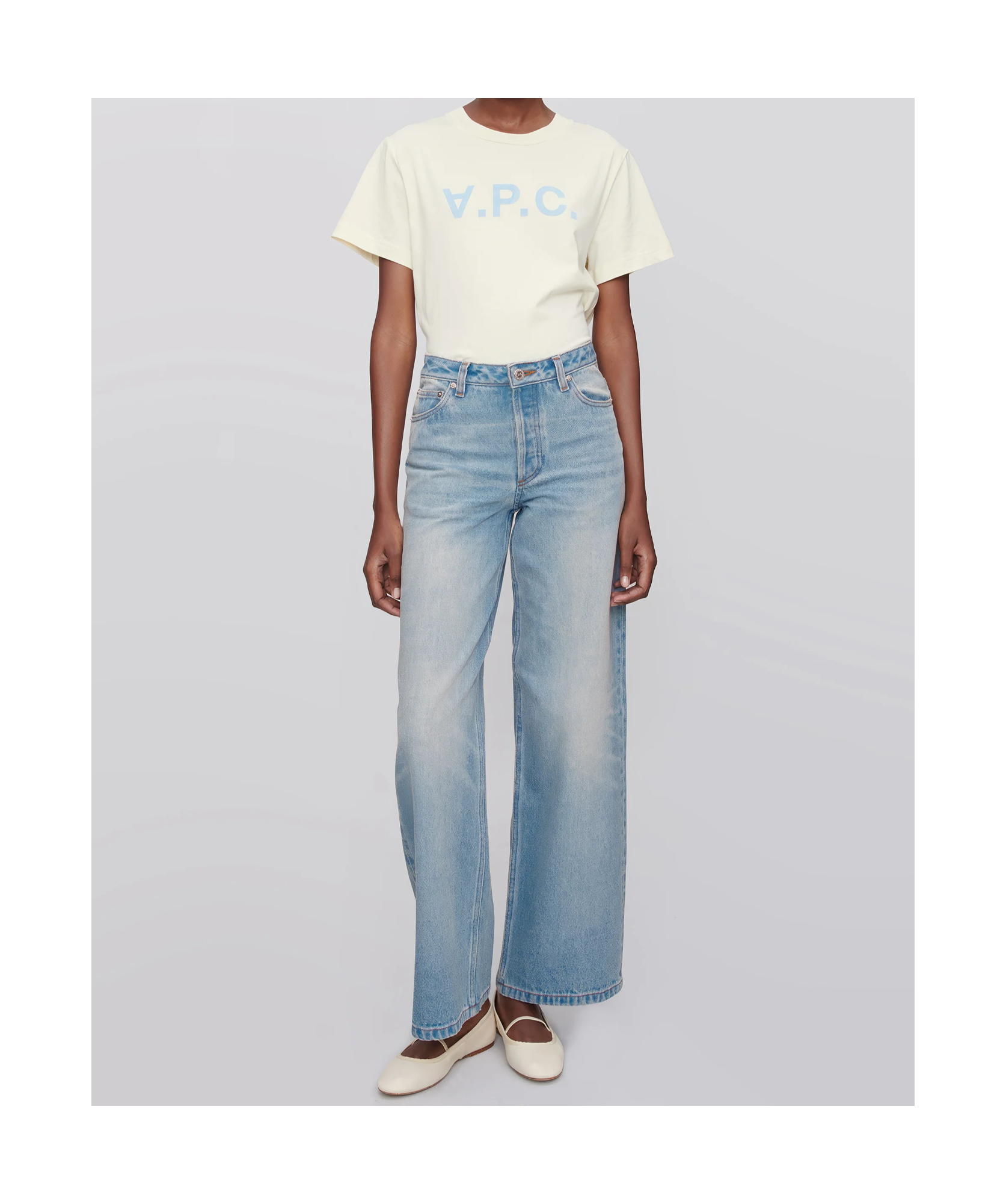 Apc Elisabeth Jeans In Blue