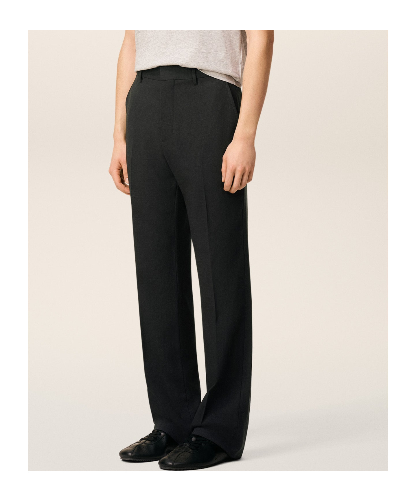 Ami Alexandre Mattiussi Straight Fit Trousers In Light Wool Twill. In Black