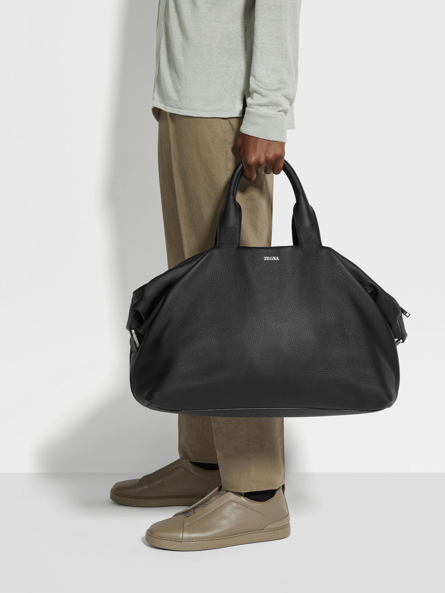 Zegna Raglan Deerskin Holdall In Black