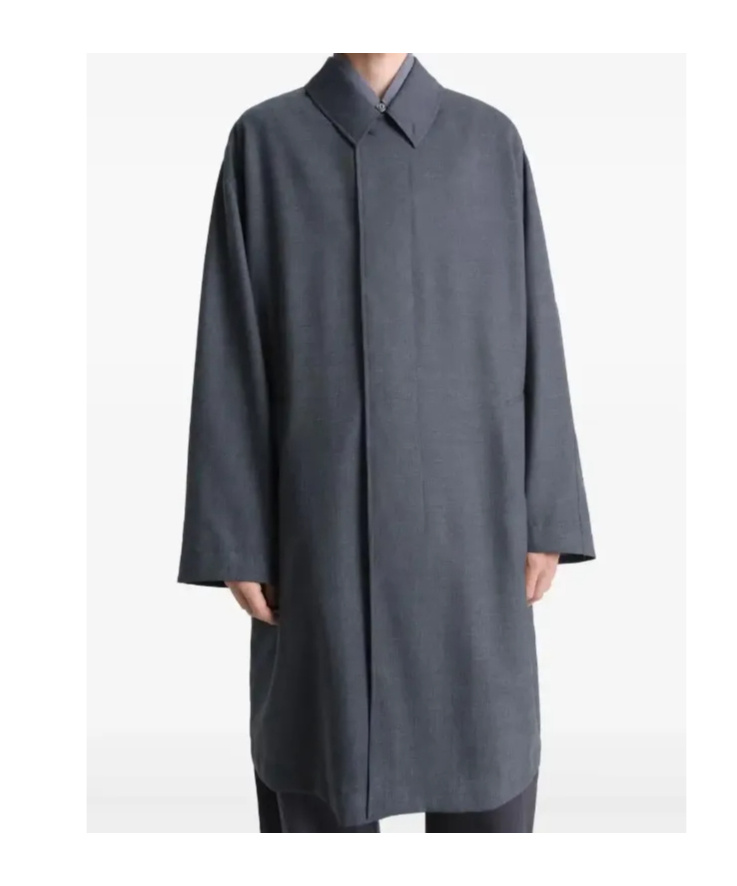 Lemaire Long-sleeved Coat In Black