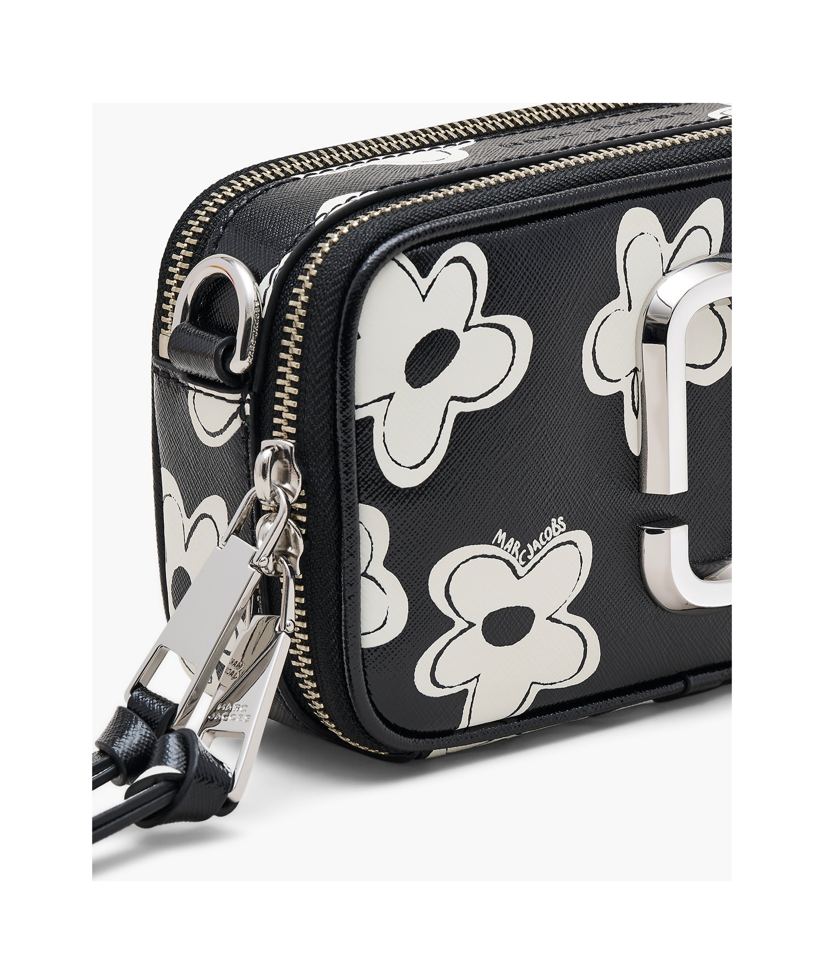 Marc Jacobs Zippered Shoulder Bag In Black
