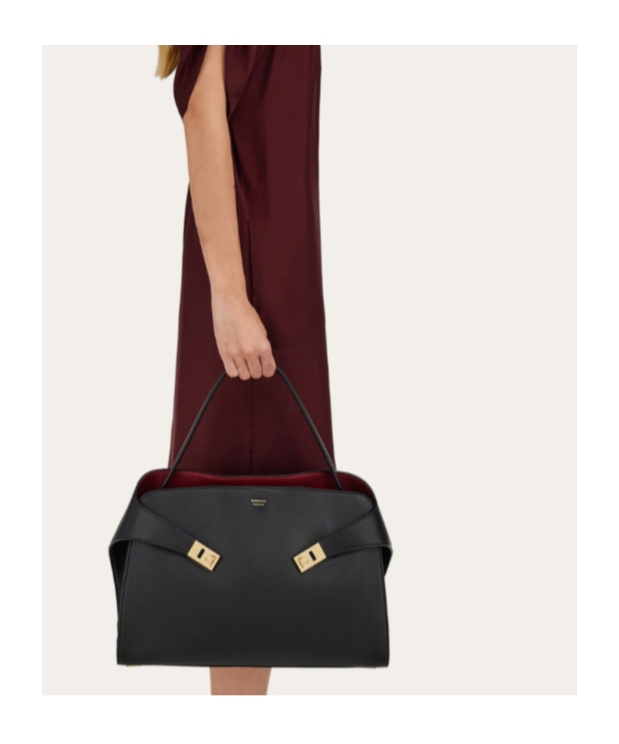 FERRAGAMO HUG SOFT TWO-COLOR SHOULDER BAG