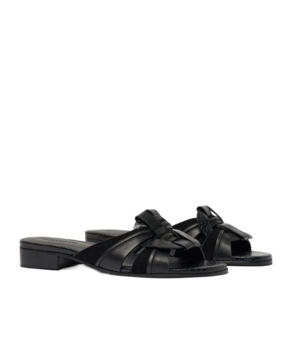 Scarosso Anna Sandals In Black