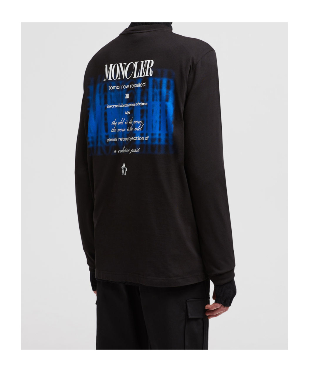 Moncler T-shirt À Manches Longues En Coton Avec Imprimé Au Dos In Black