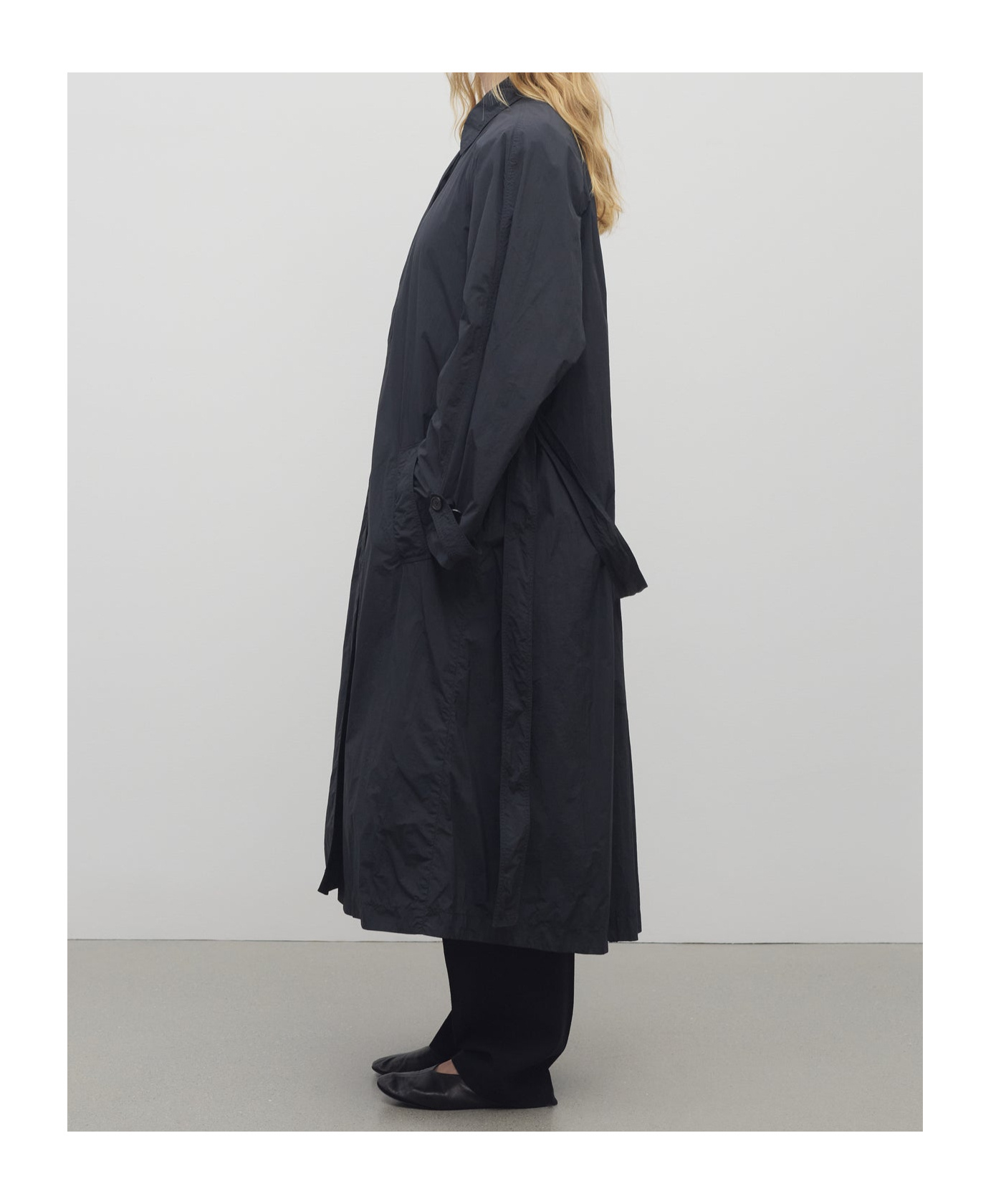The Row Long Sleeve Coat In Black