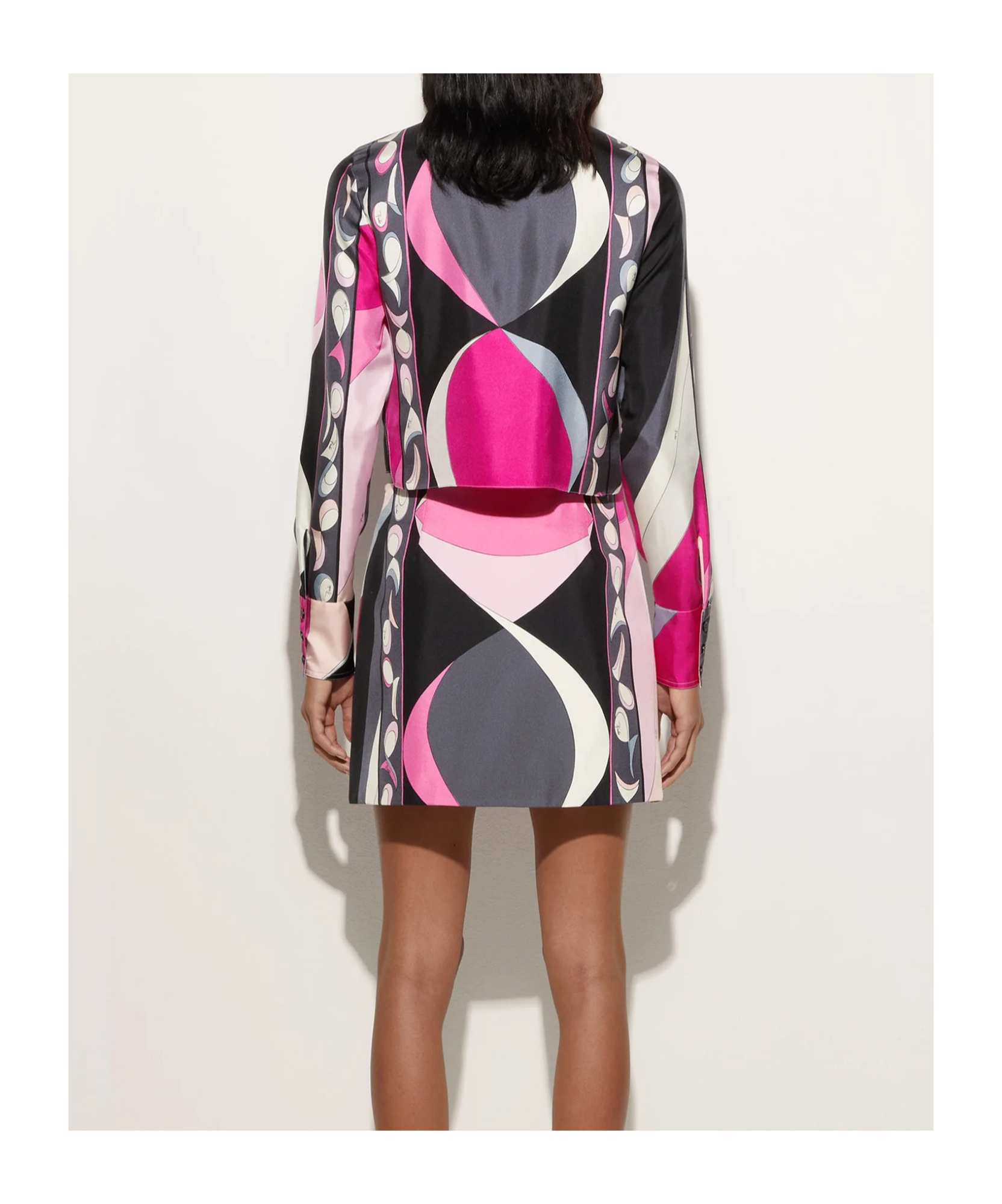 Pucci Pesci Print Cropped Silk Shirt In Black And Fuchsia