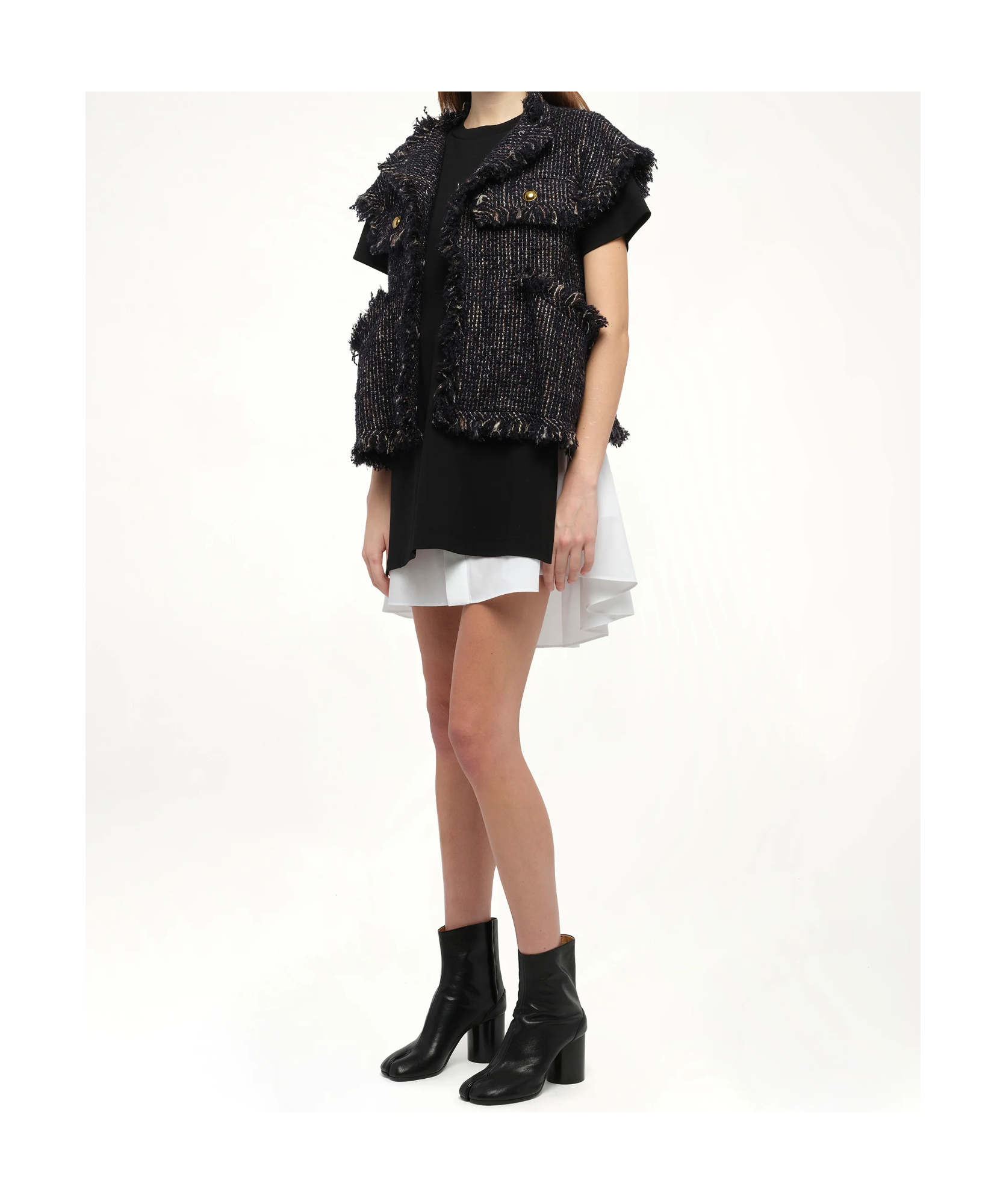 Sacai Raw-edged Vest In Black