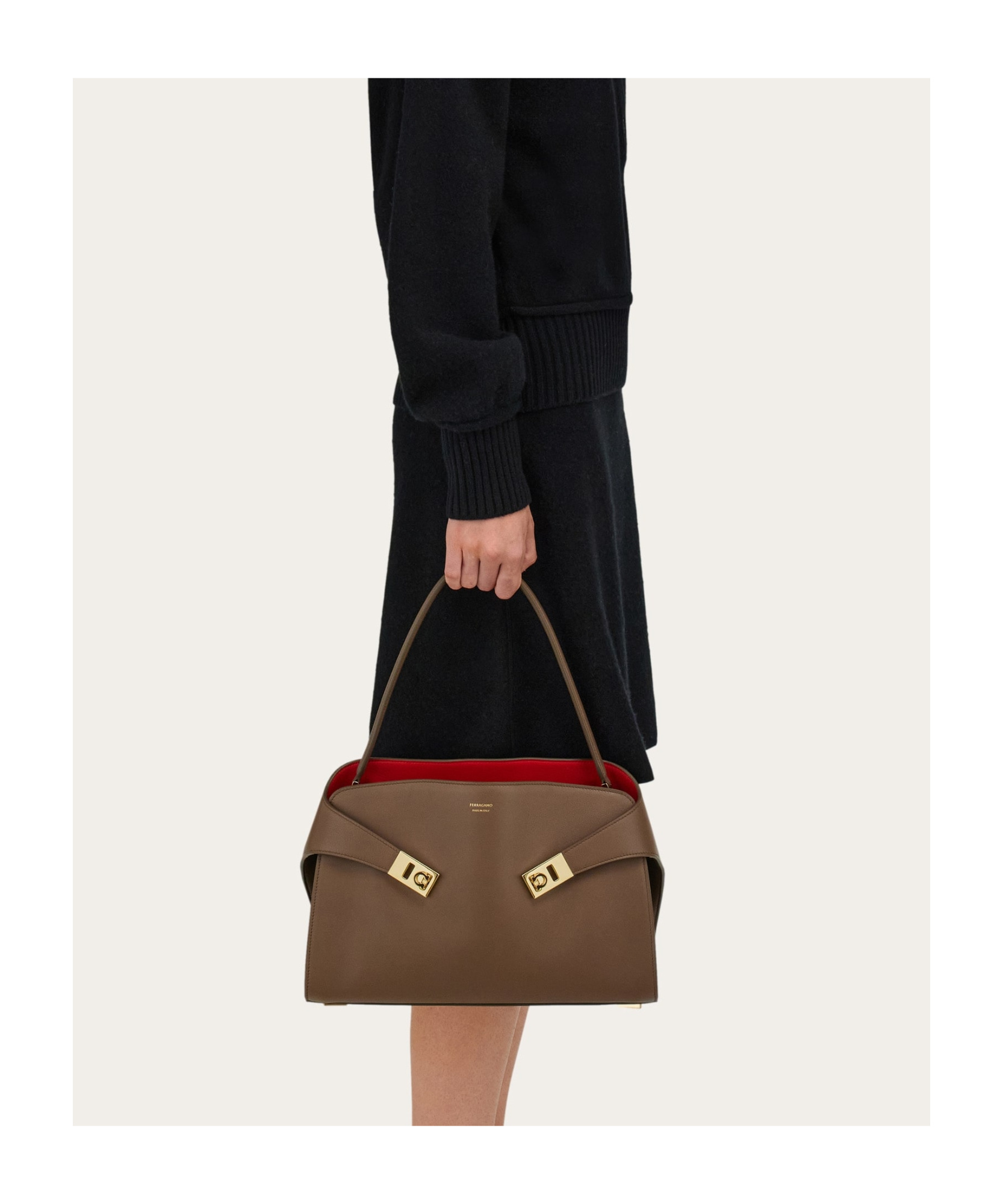 Ferragamo Two-tone Structured Medium Shoulder Bag In Green