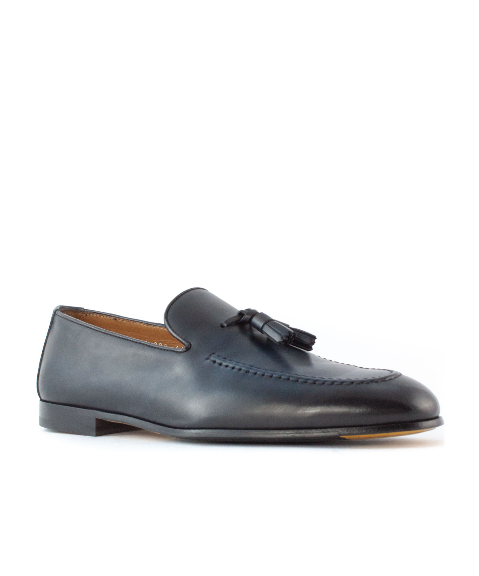 Doucal's Tassel-detailed Leather Loafers In Black