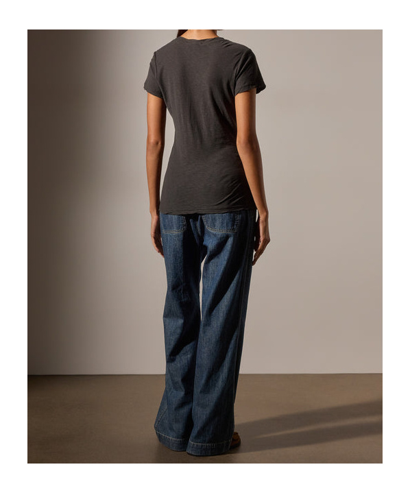 James Perse Fitted Short-sleeve Top With Deep V-neckline In Black