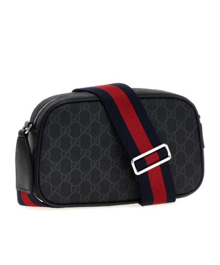 Gucci Gg Supreme Zipped Messenger Bag In Black