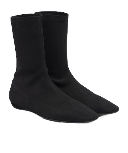 The Row Cindy Suede Ankle Boots In Black