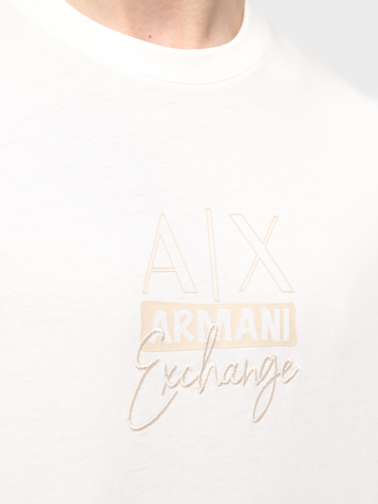 ARMANI EXCHANGE ROUND COLLAR LOGO T-SHIRT 