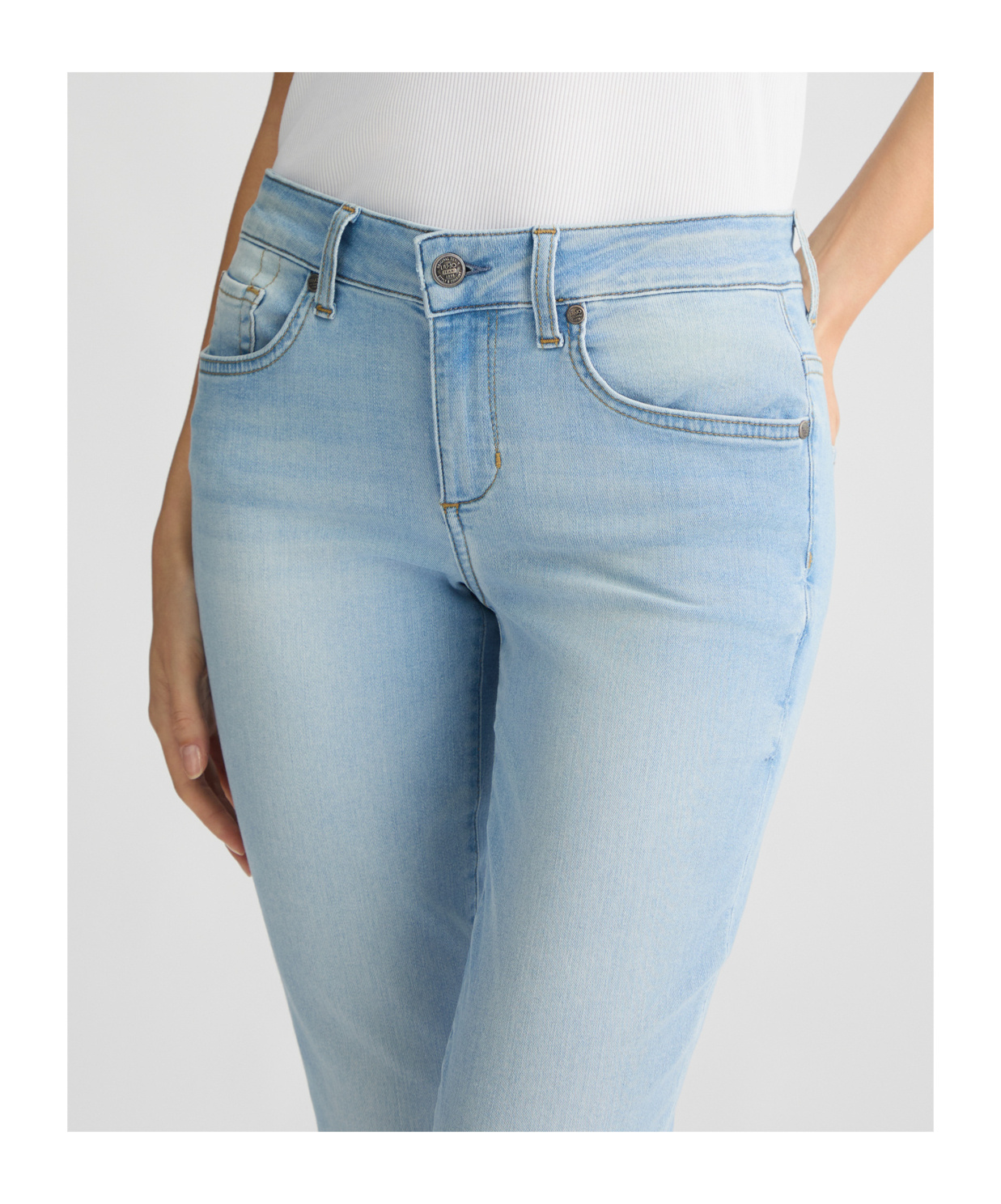 Shop Liu •jo Cropped Skinny Jeans