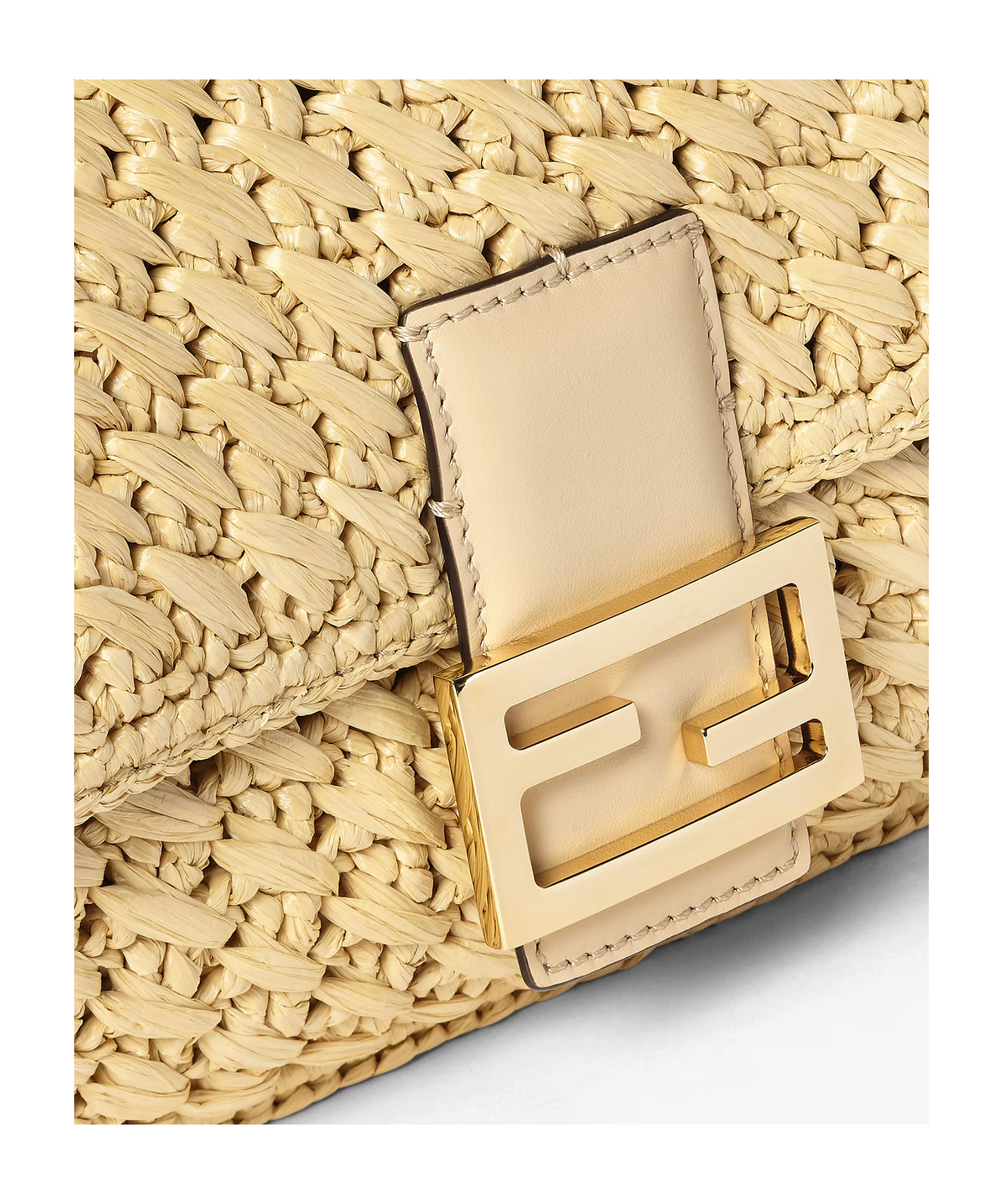 Fendi Women Champagne-coloured Medium Baguette Bag In Beige
