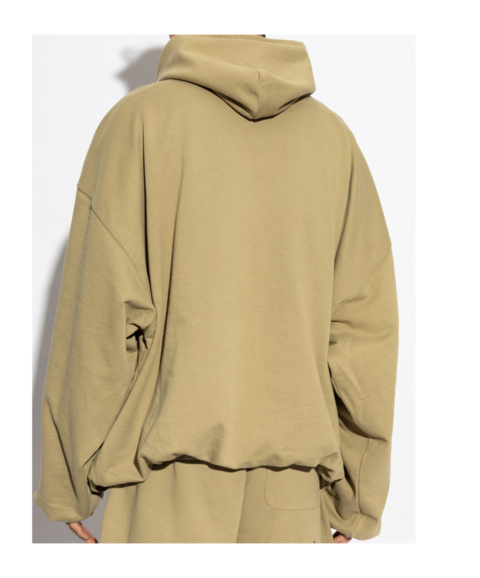 VETEMENTS LOGO HOODIE 