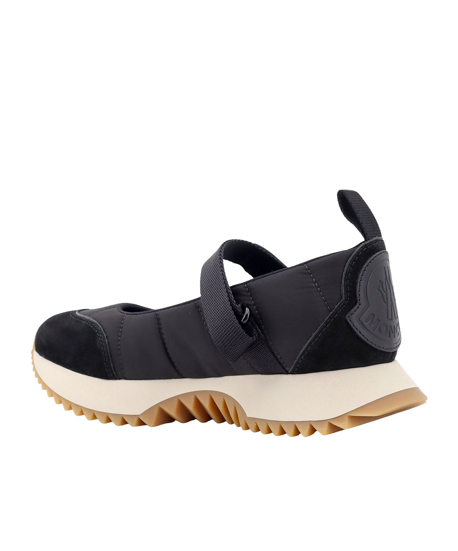 Moncler Pacey Ballet Quilted Sneakers In Black