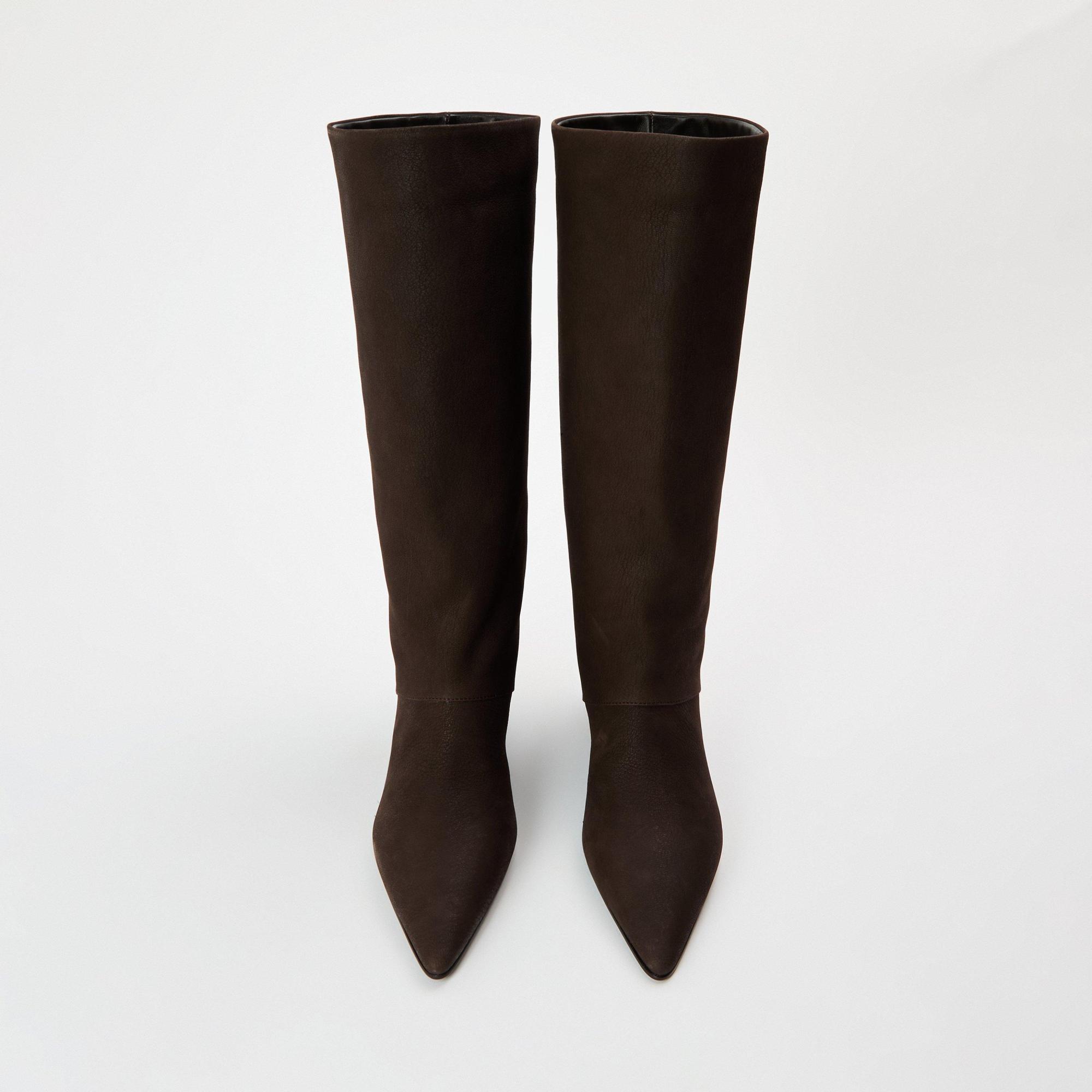 Prada Slouch Boot Ld62 In Black