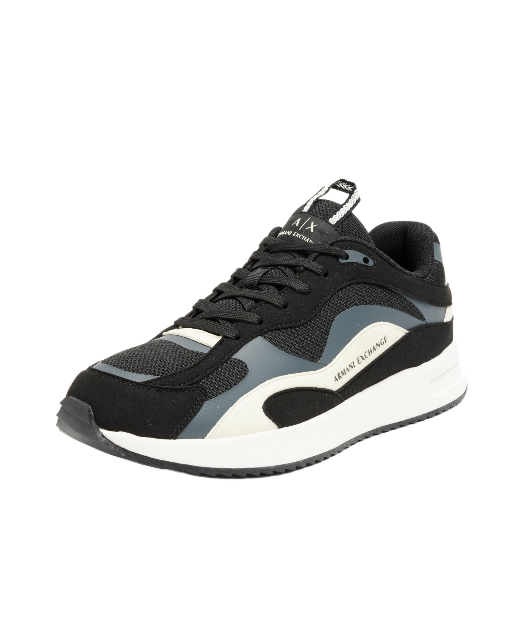 Armani Exchange Dusseldorf Sneakers In Black