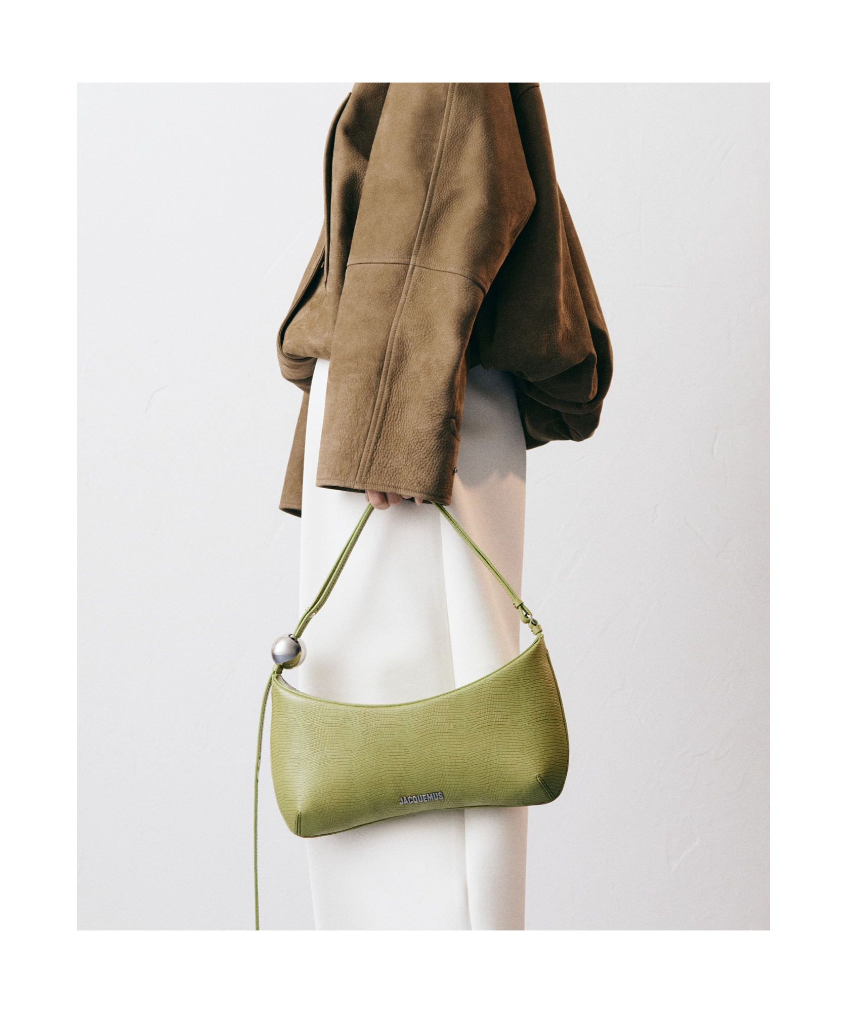 Jacquemus Le Bisou En Cuir In Nude