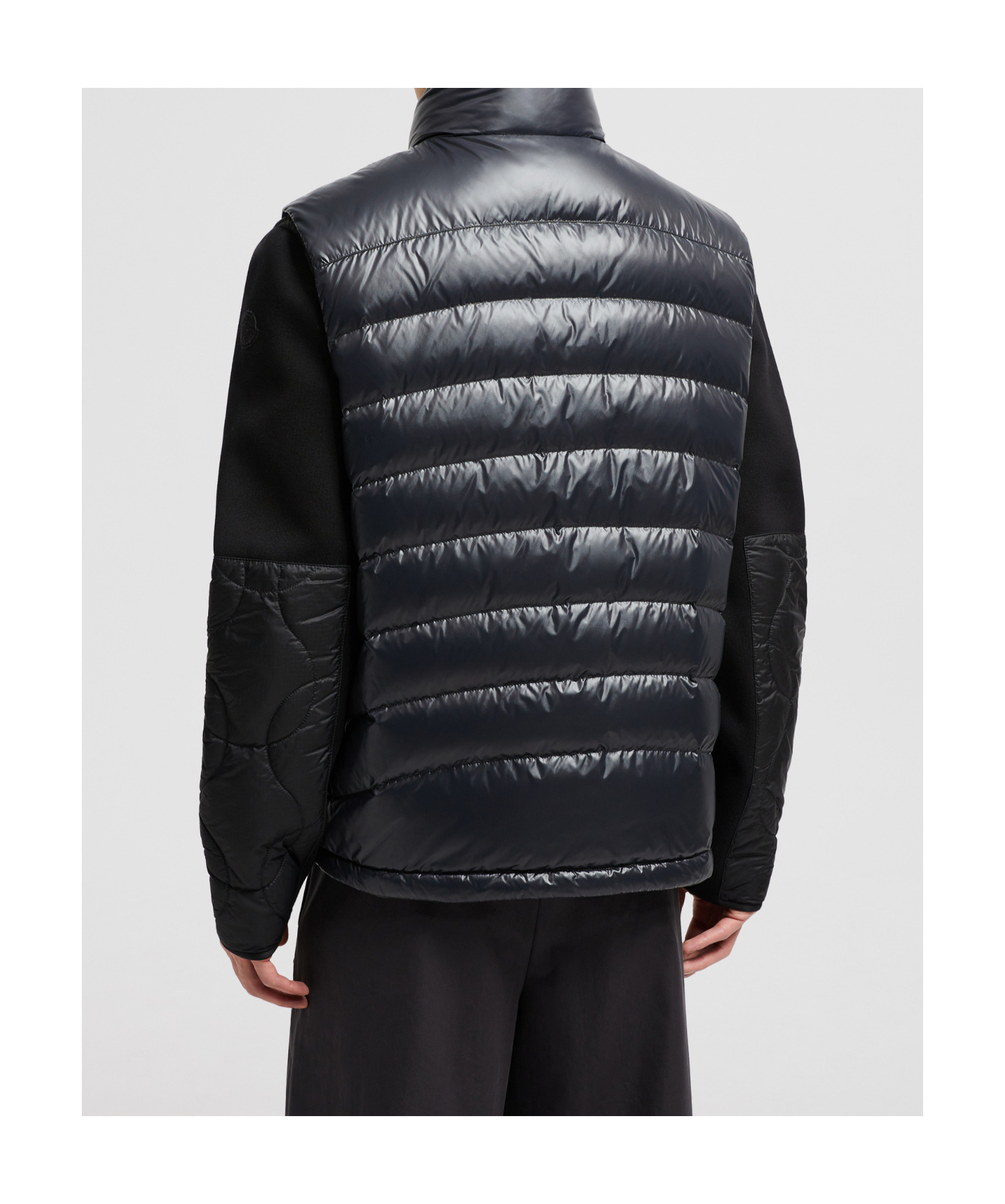 MONCLER MONCLER LOGO PATCH DOWN VEST