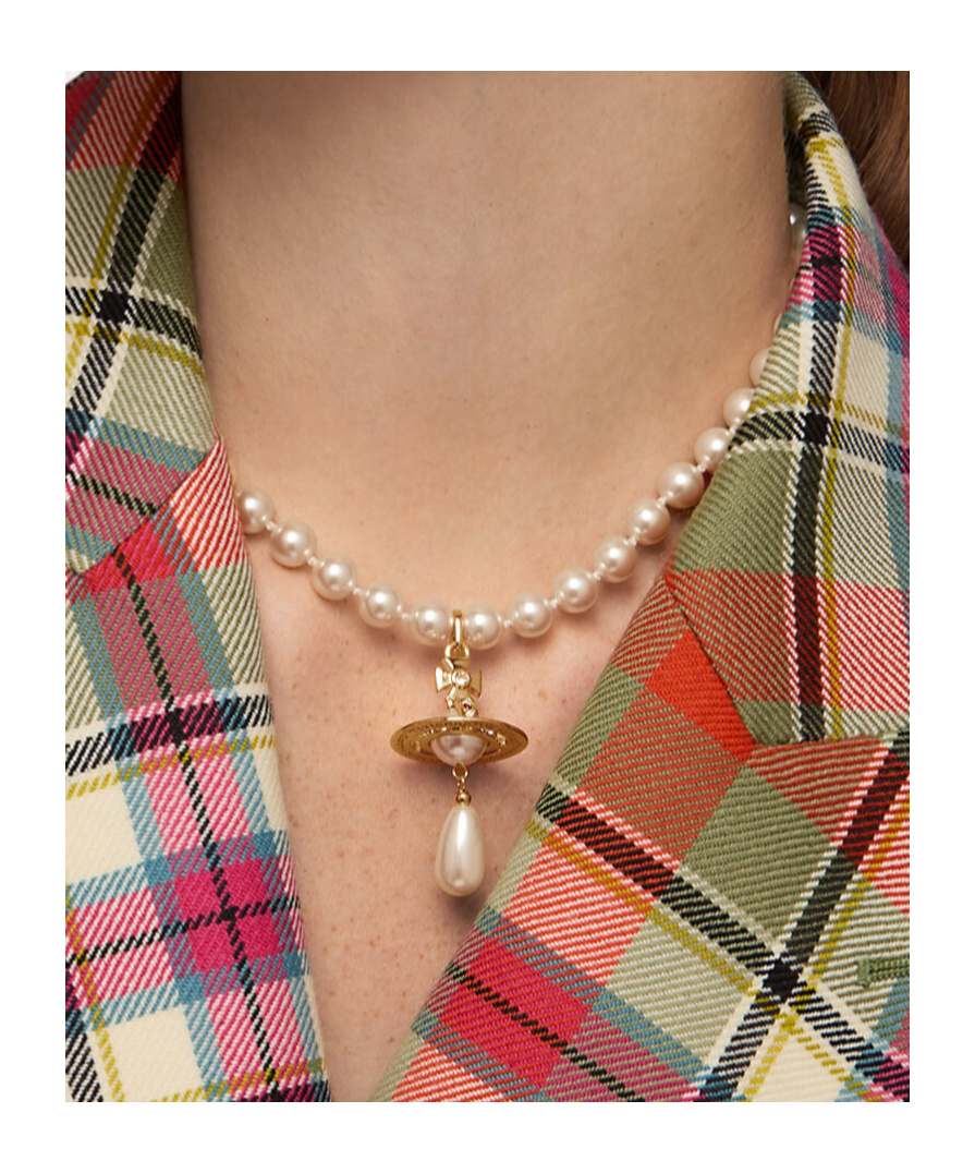 Vivienne Westwood Pearl Pendant Necklace In Yellow