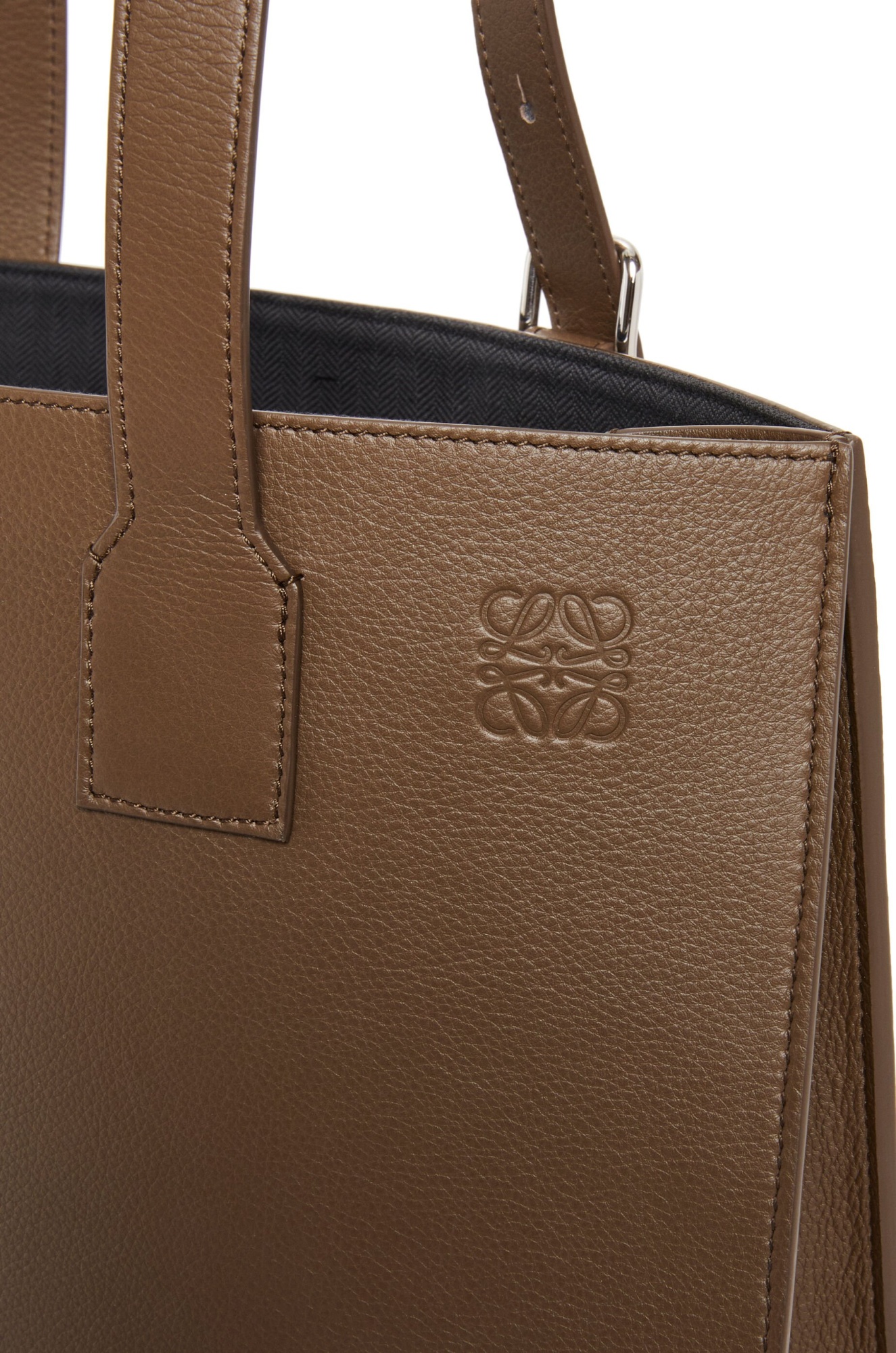 Loewe Buckle Horizontal Tote In Classic Calfskin In Green