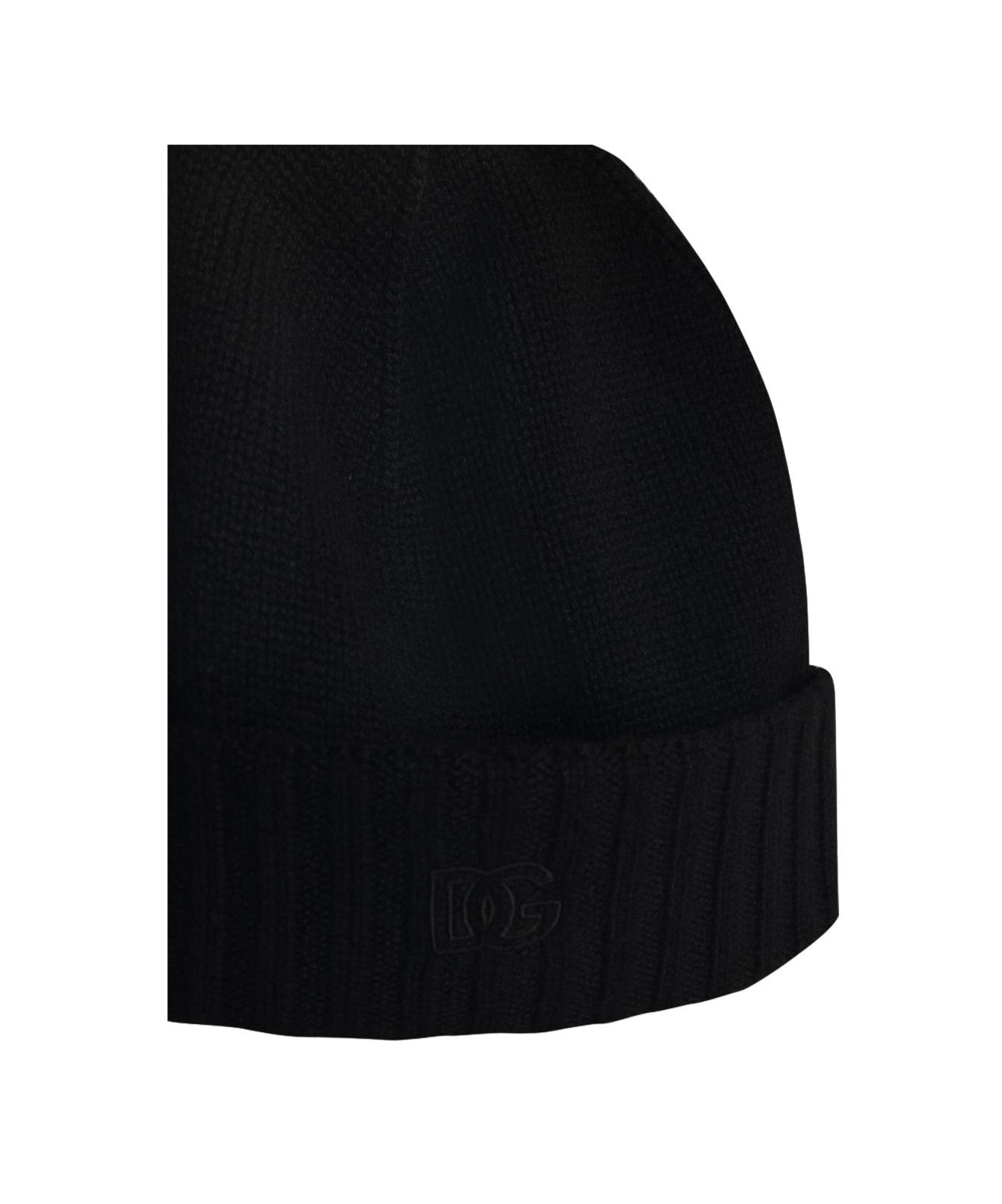 Dolce & Gabbana Dolce  Gabbana Logo Embroidered Knitted Beanie In Black