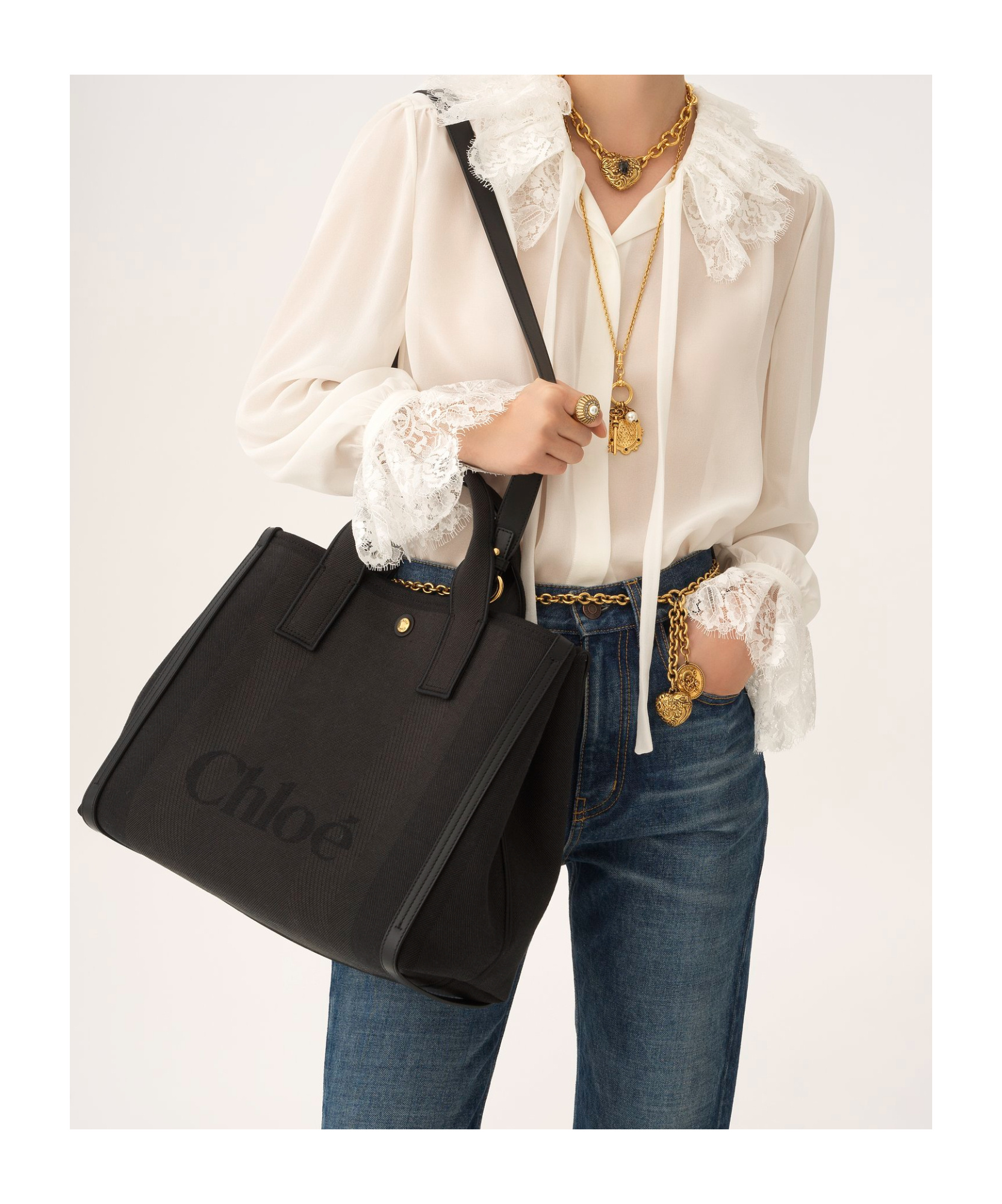 Chloé Carry Tote Bag In Canvas In Black