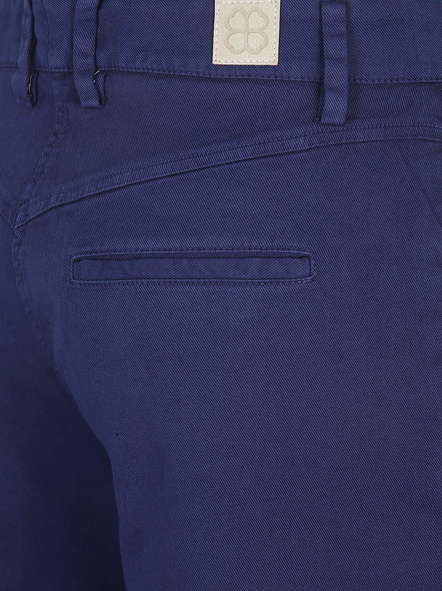 True Royal Belt Ring Bag Casual Pants In Blue