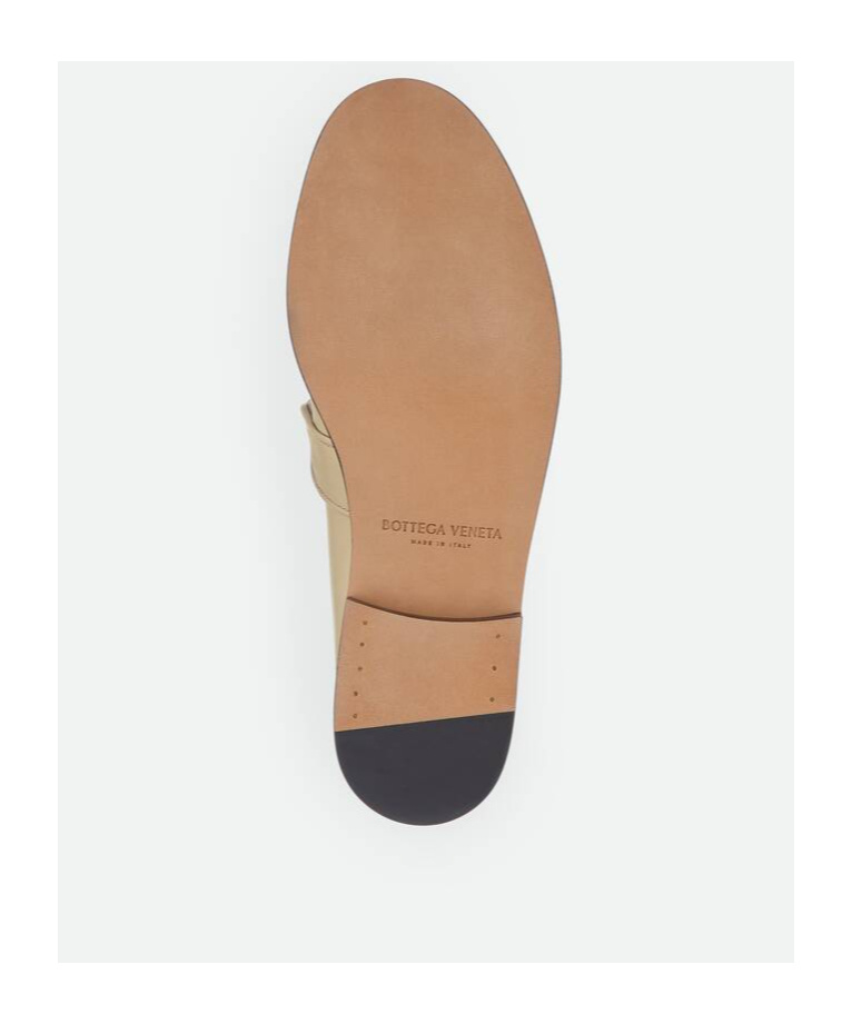 Bottega Veneta Calfskin Alstaire Loafers In Nude