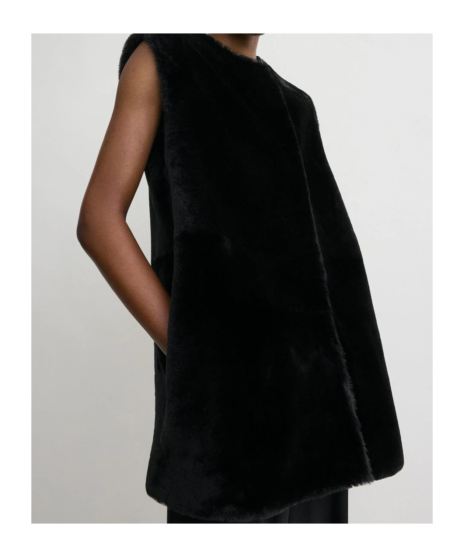 Totême Sleeveless Vest In Black