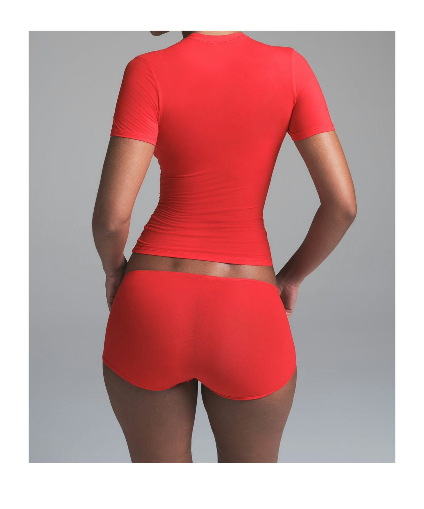 Skims Round Neck Short Sleeve T-shirt In Cherry Color
