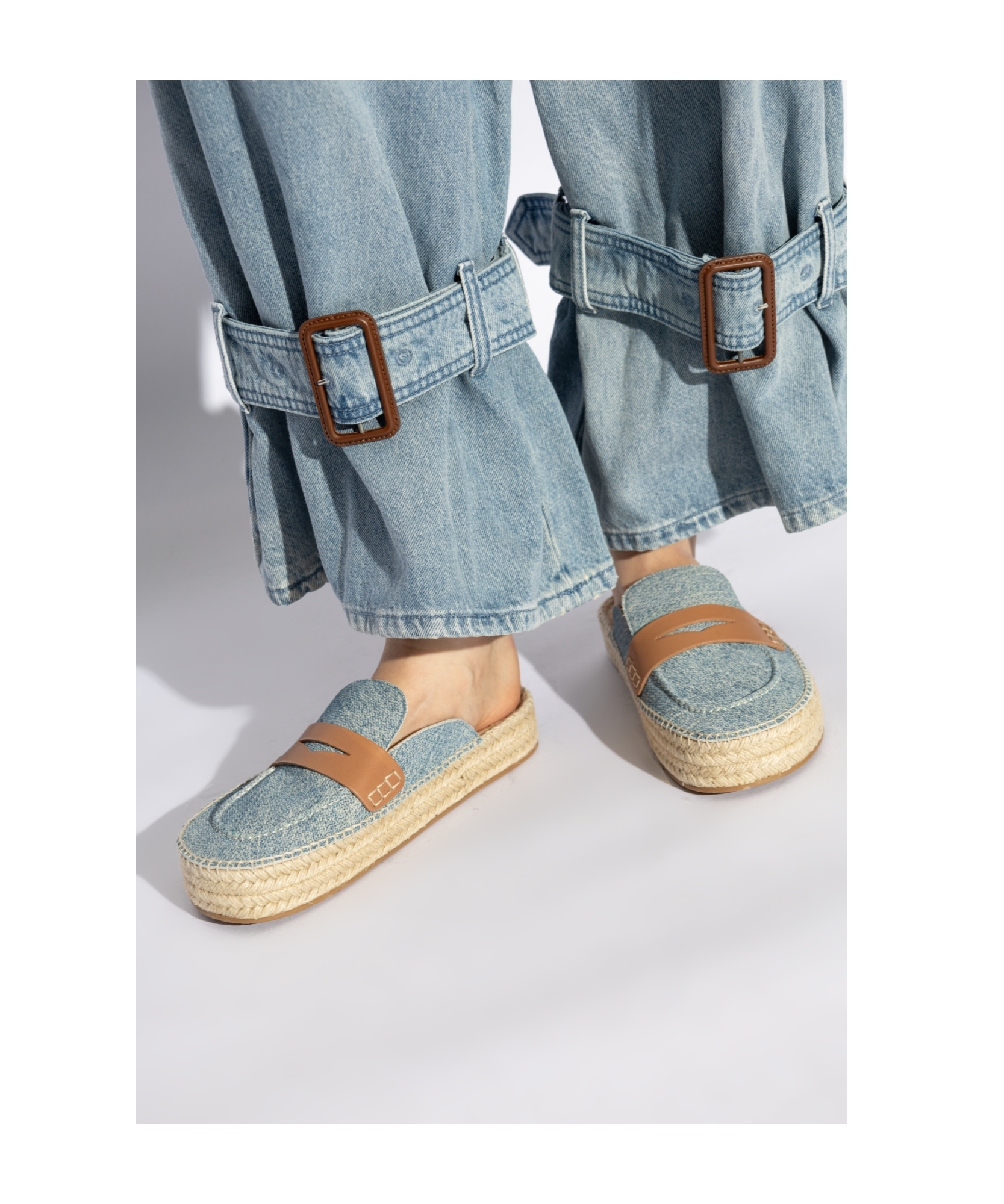 Jw Anderson Round Head Muller Shoes In Brown