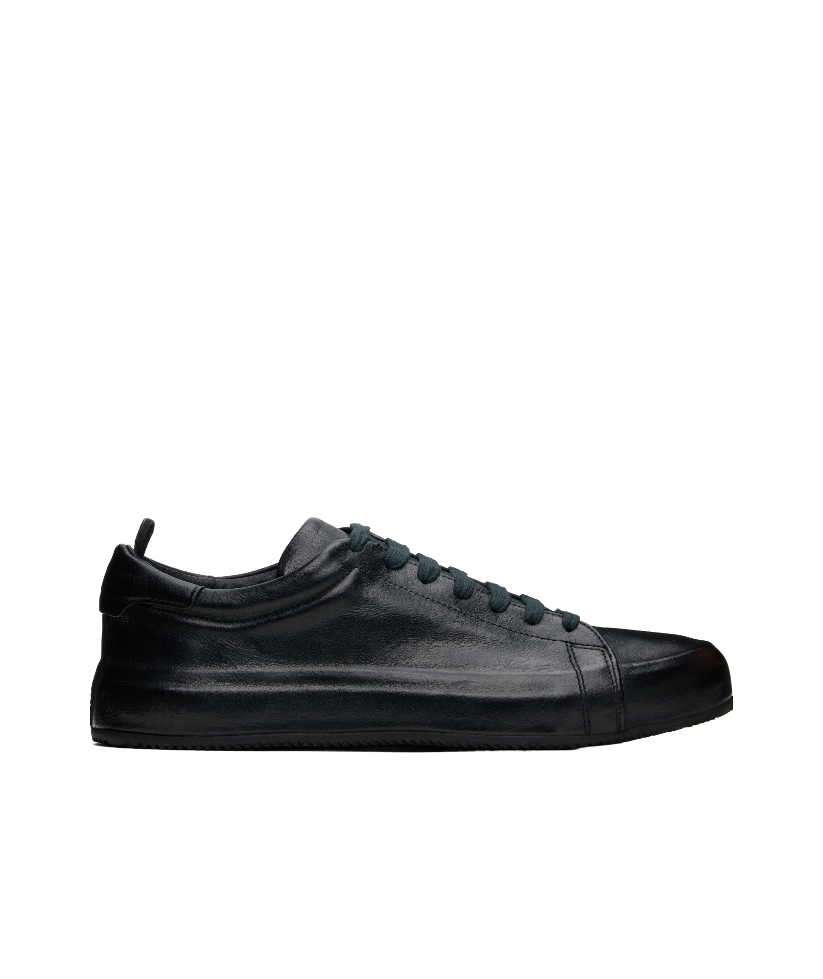 Officine Creative Round Toe Low-top Casual Shoes In Black