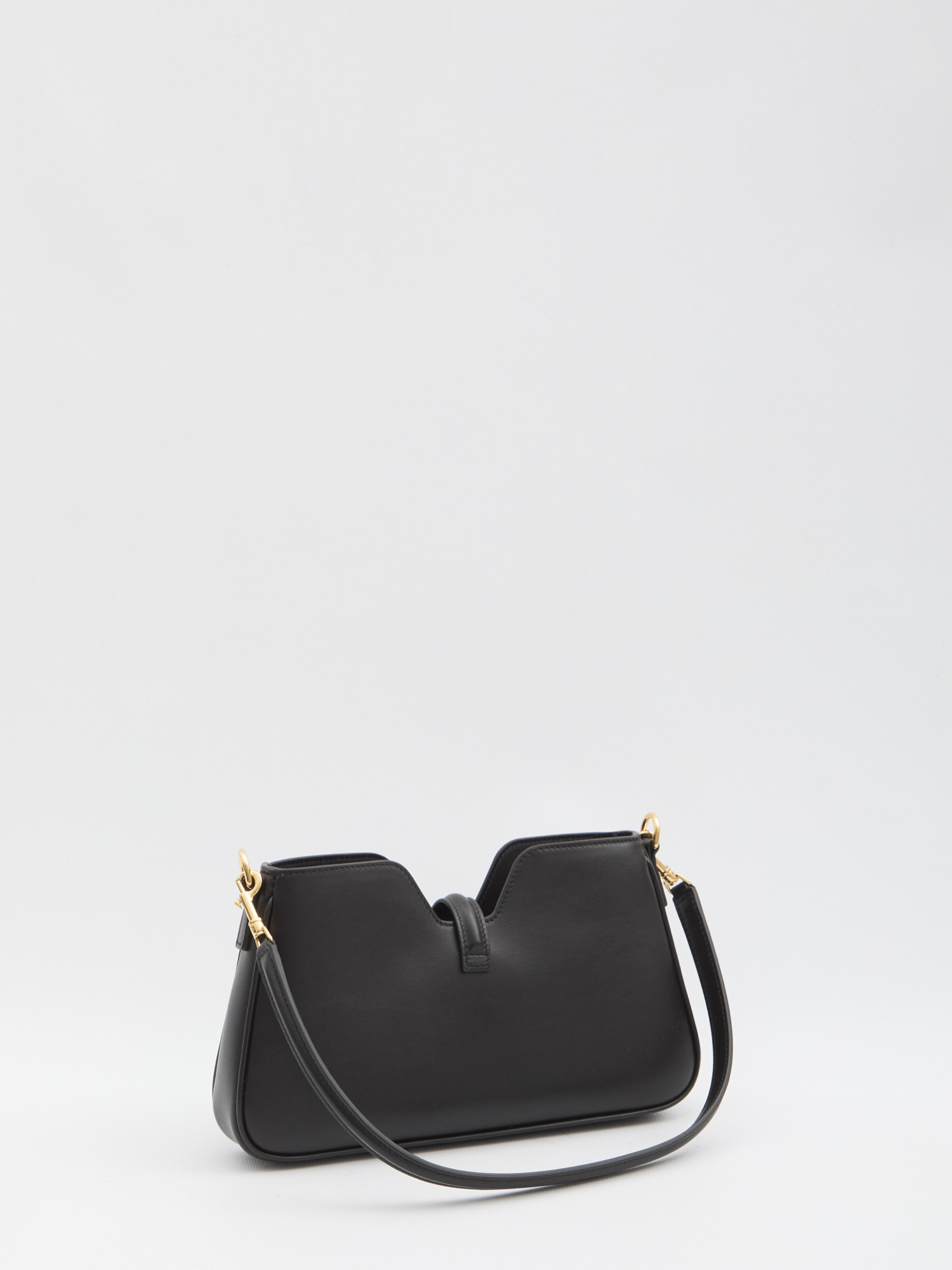 Celine 16 Shoulder Bags