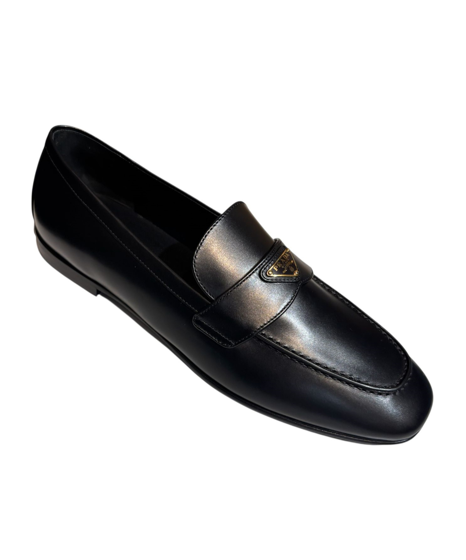 Prada Round Toe Loafers In Black