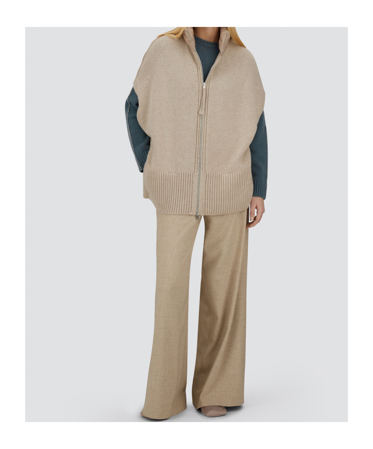 Herno Ribbed Knit Down Cape