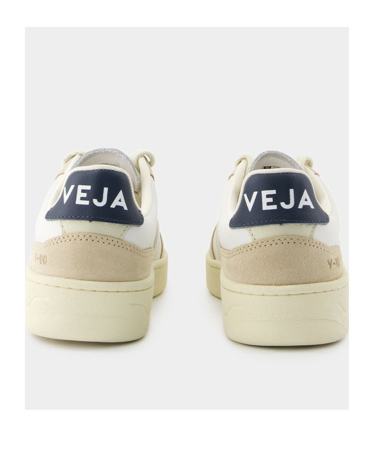 Veja Man Sneakers Beige Size 9 Leather In Neutral