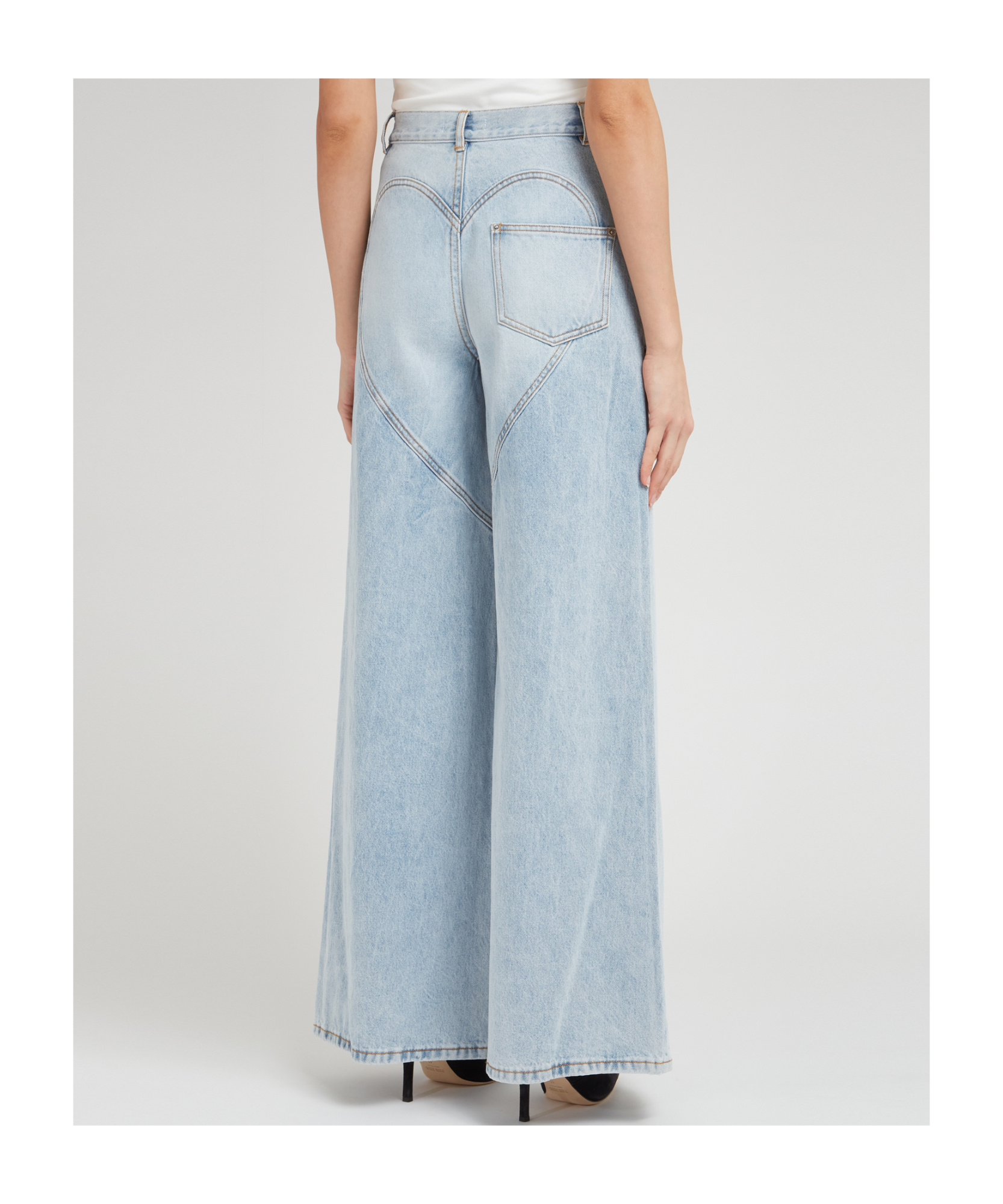 Area Slit Jeans In Gray