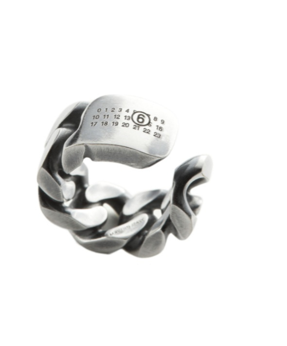 Mm6 Maison Margiela Chain-link Ear Cuff In Gray