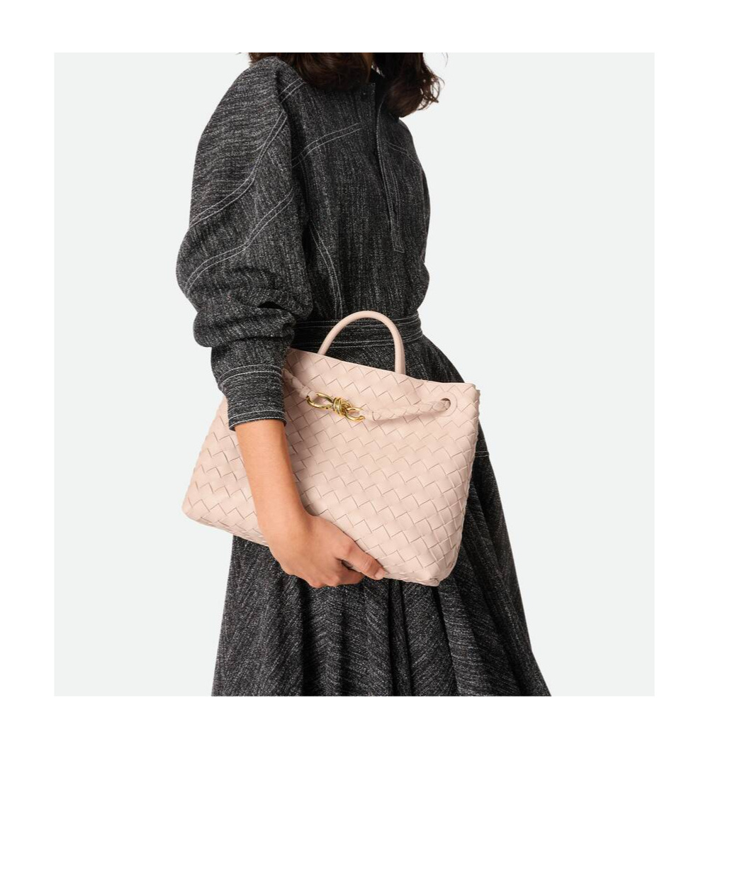 Bottega Veneta Small Leather Andiamo Shoulder Bag In Nude