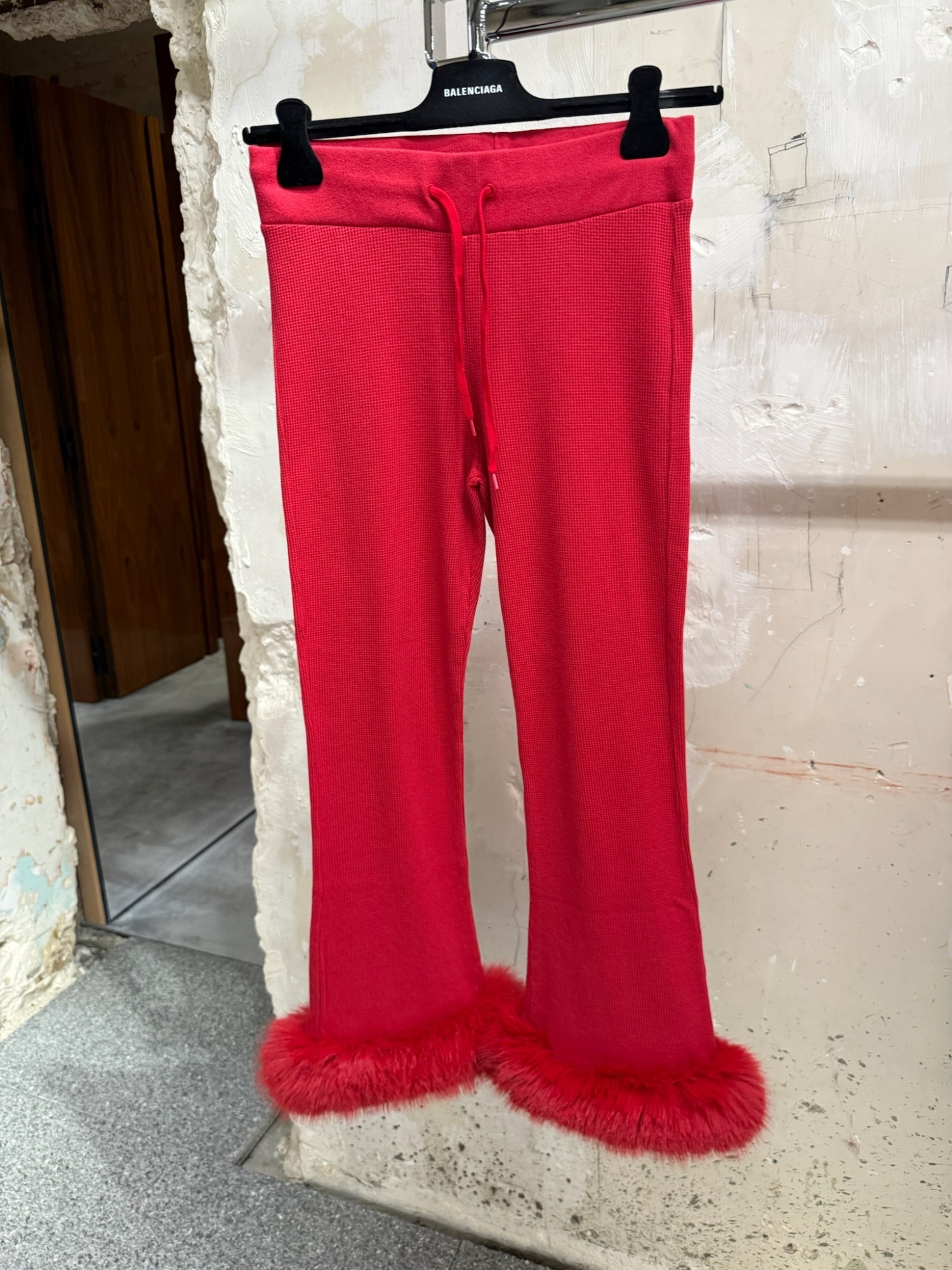 Balenciaga Flared Cropped Casual Pants In Red