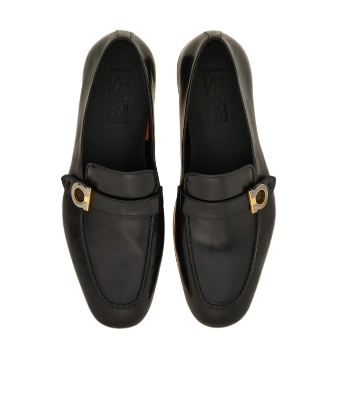 Ferragamo Tramezza Loafer With Gancini Ornament In Black