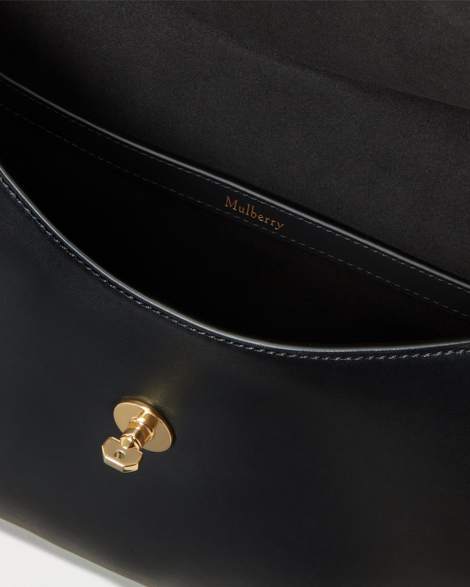 Shop Mulberry Lana Chain Shoulder Bag In Black