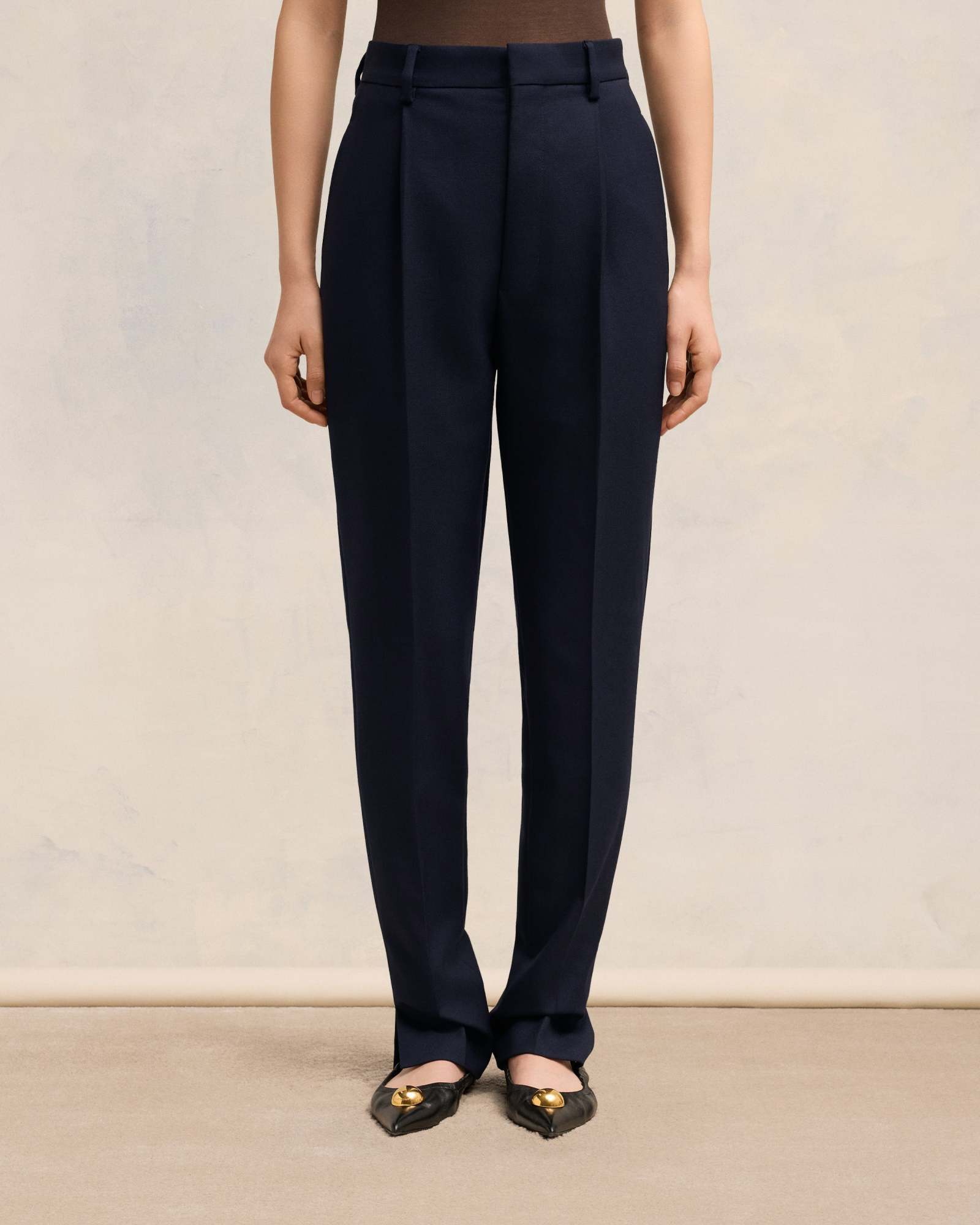 Ami Alexandre Mattiussi High-waisted Wool Cigarette Tube Pants In Black
