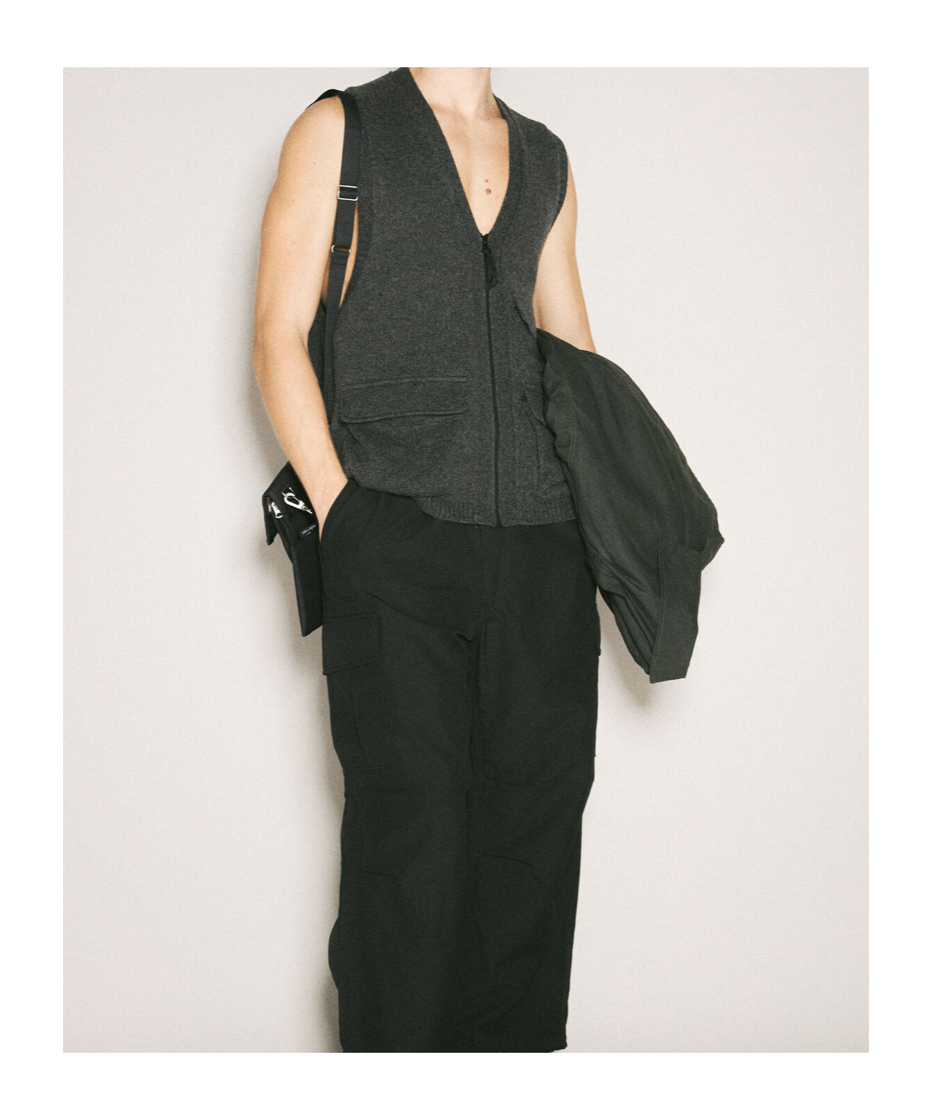 Comme Des Garçons V-neck Sleeveless Vest In Black