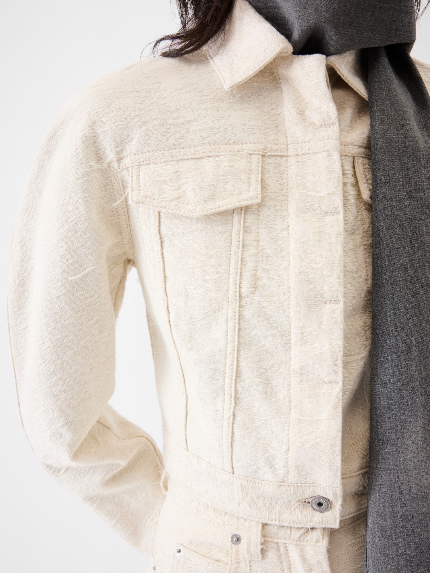 Jacquemus Women La Veste De-nimes Denim Jacket In Neutral