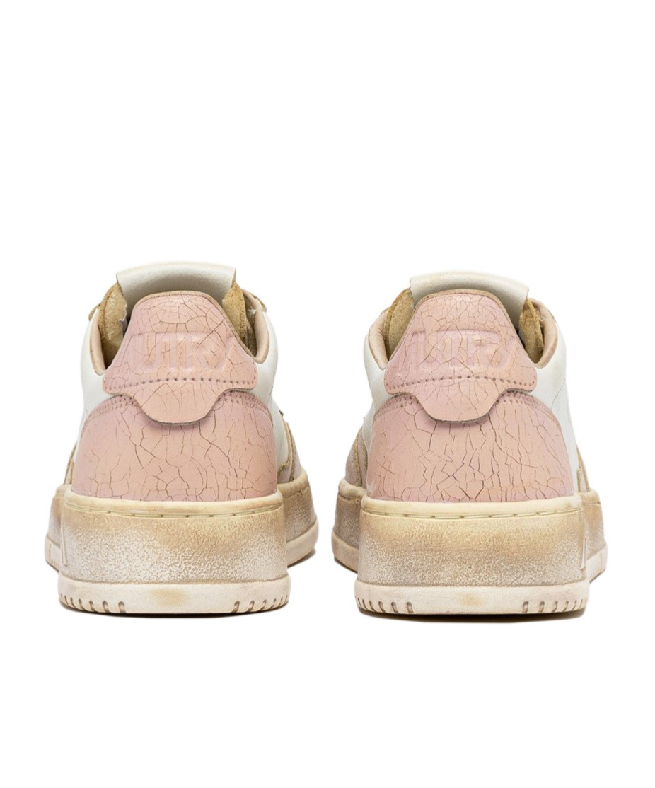 Autry Medalist Low-top Vintage Sneakers In Pink